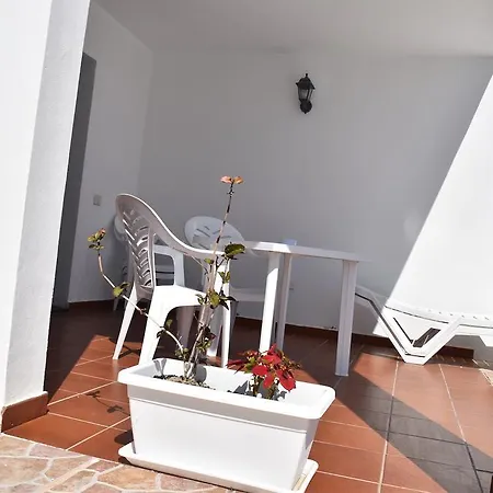 Alhambra Apartment Tias
