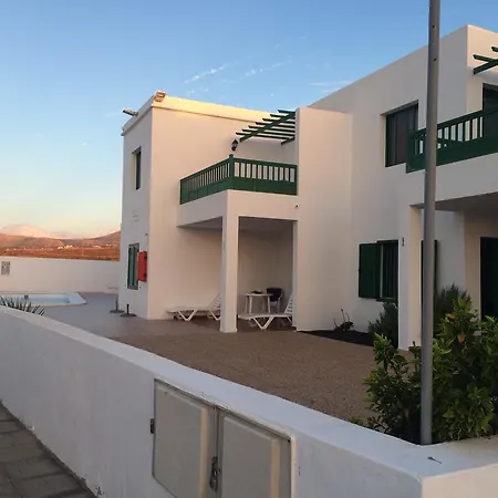 Alhambra Apartment Tias
